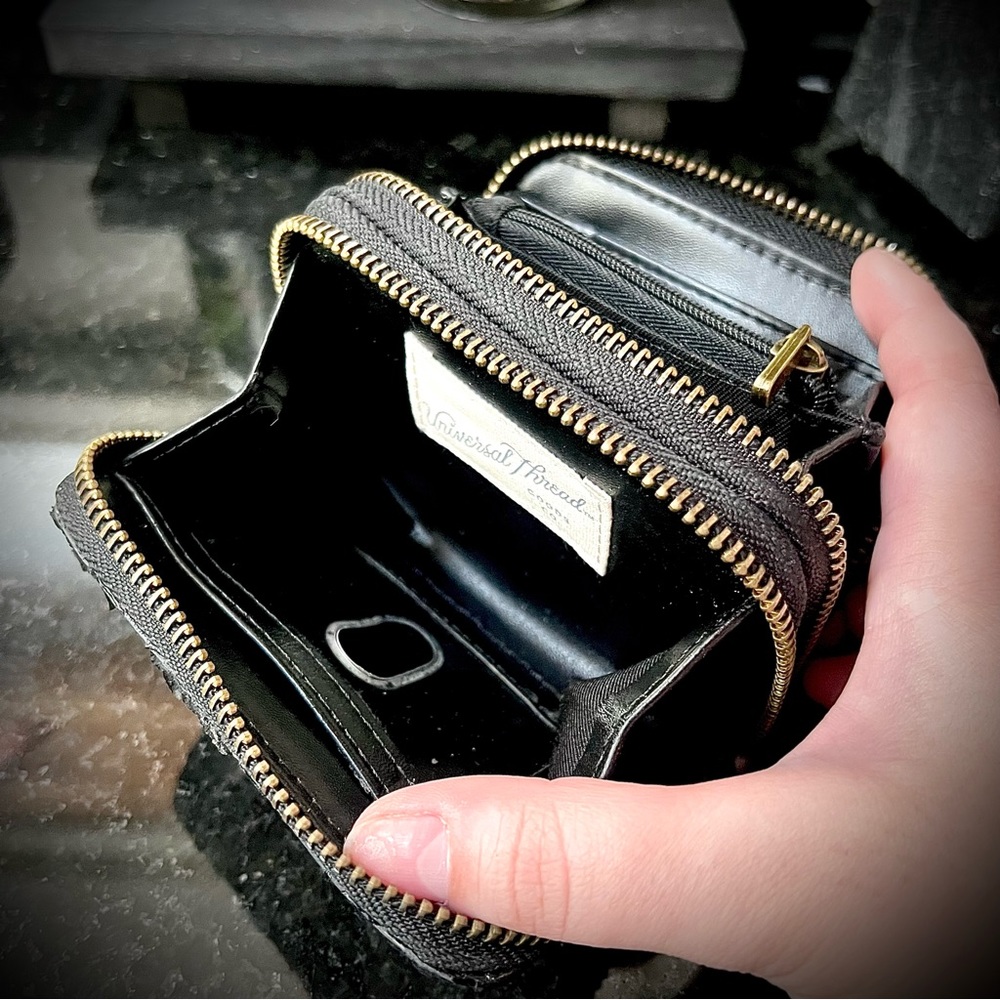 Universal Thread Goods Co Small Wallet Womens One… - image 2